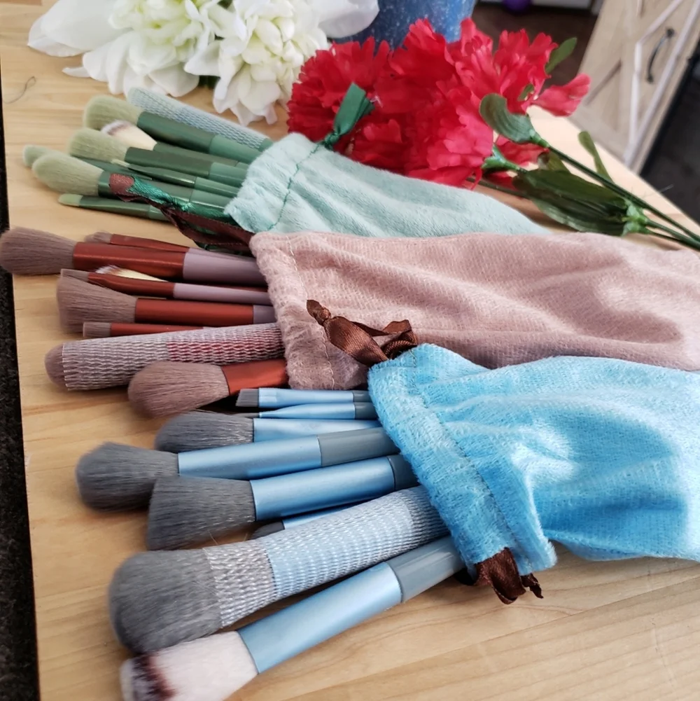 13 PC High-Quality Professional Makeup Brushes, Green, Blue, Brown